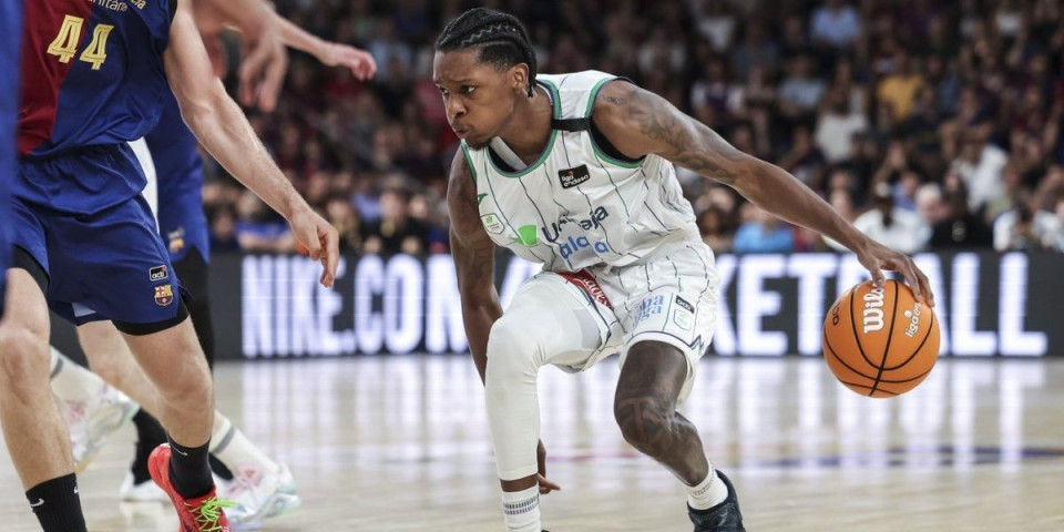 Podrhtava Mali Kalemegdan: Zvezda predstavila novo pojačanje (FOTO)