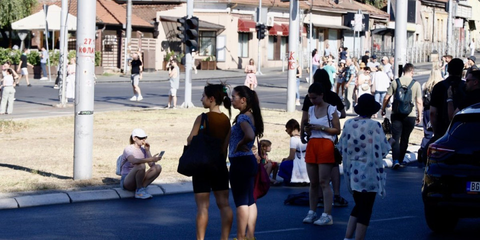 Blokaderski šamar opoziciji! Umesto privremene vlasti traže punu kontrolu do 2029. godine (FOTO)
