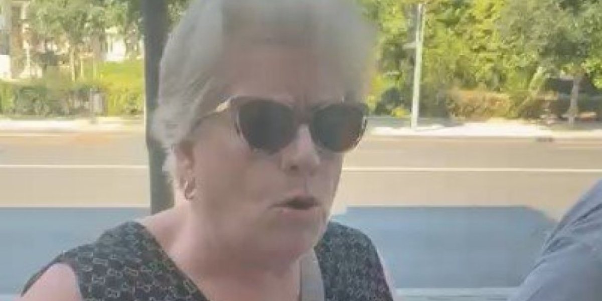 Narod ogorčen zbog blokaderskog maltretiranja: Umesto da nešto rade, oni tu sviraju (VIDEO)