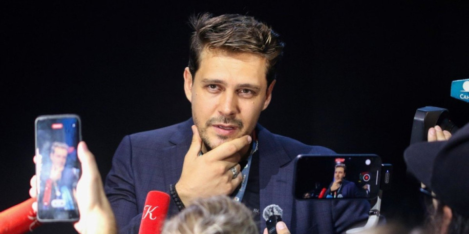 Bikoviću, sramoto! Glumac uzeo milione od države, a kad je razotkriven postao je blokader i počeo da udara po Srbiji