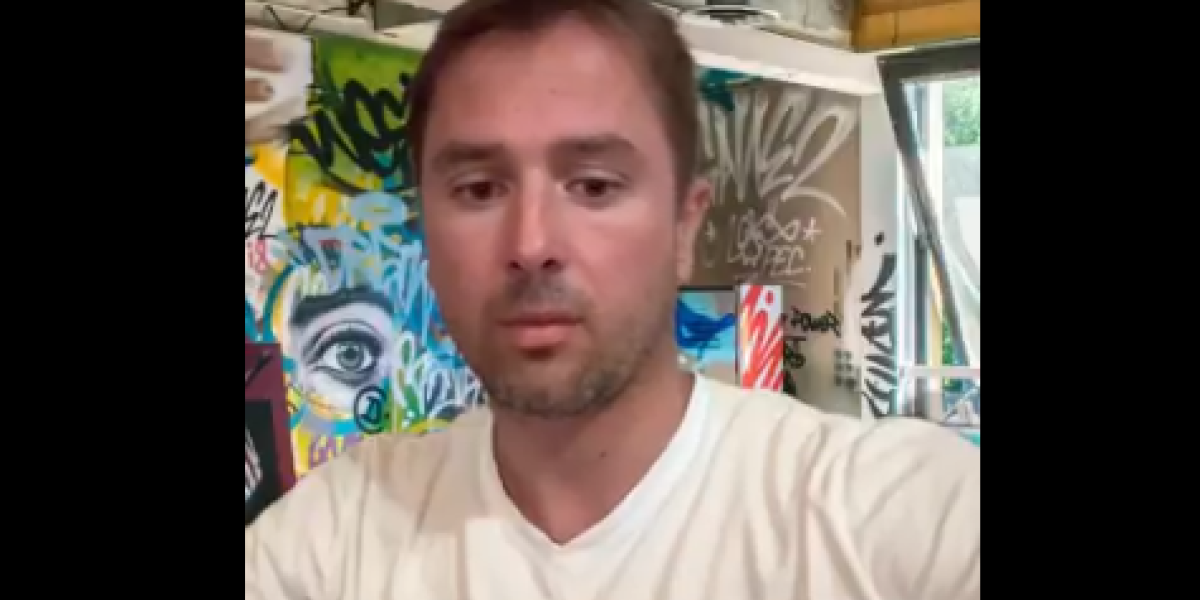 Ko je milijarder koji finansira blokadere? Skuplja novac u Americi - ovako je govorio pre pada nadstrešnice (VIDEO)