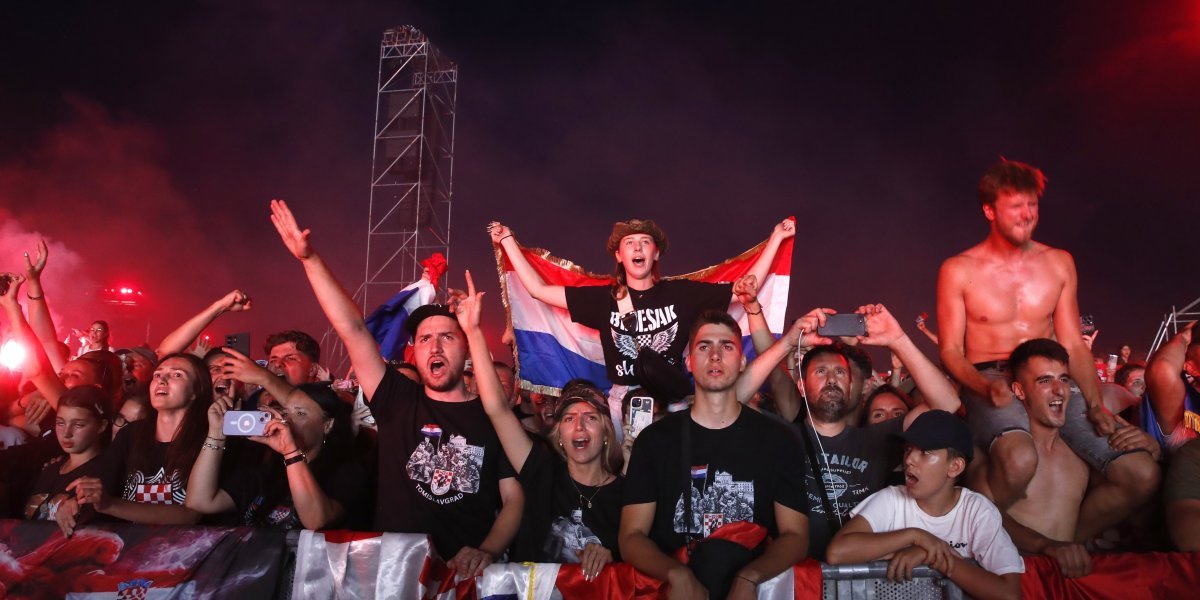 Fašistički dernek usred Zagreba: Hrvati veličaju nacizam, Evropa ćuti - svi se prave gluvi i slepi (VIDEO)