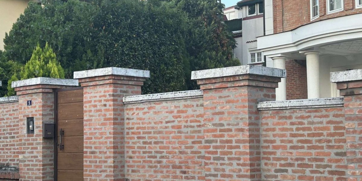 Vila Gorana Bregovića na Senjaku