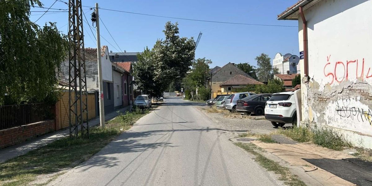 Puklo je: Do juče su zajedno pili kafu, a sad zbog nje ni da se pogledaju