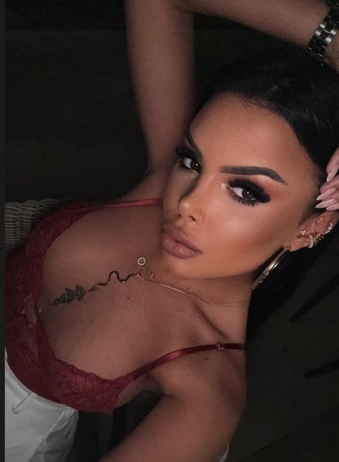 Ovo joj je poslednja prilika: Anita donela odluku zbog koje ništa više neće biti isto