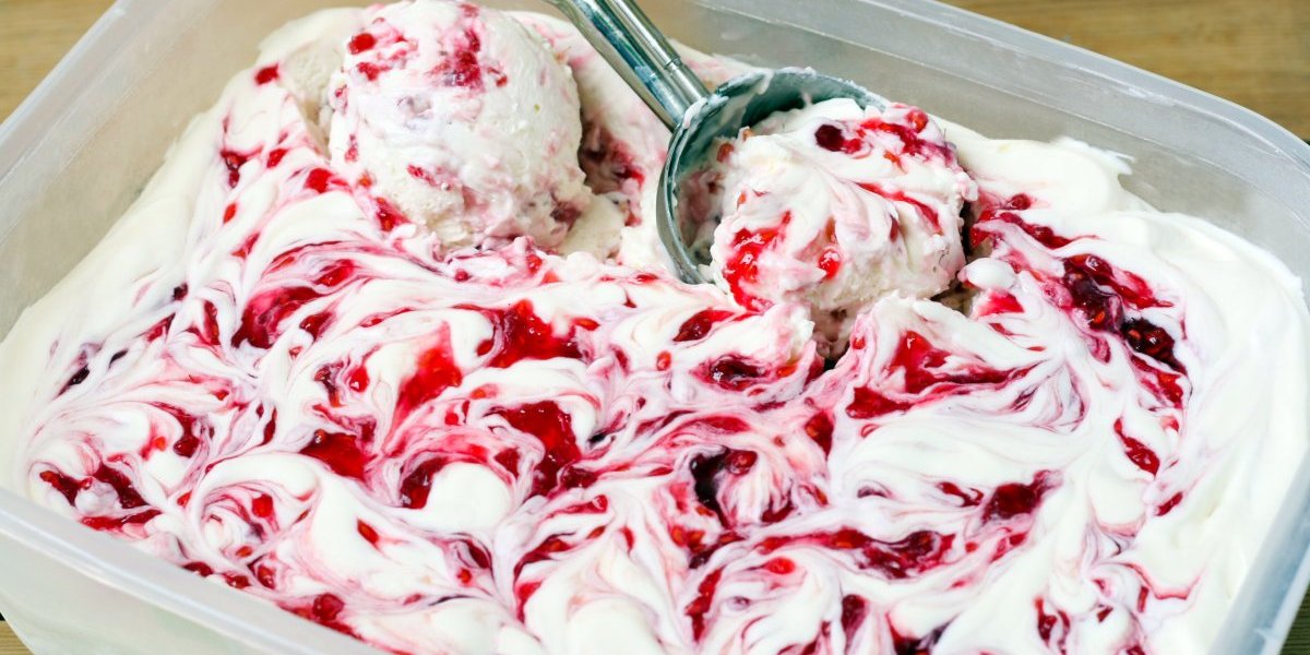 Frikom udario na potrošače: Omiljeni sladoled - Spolja gladac, unutra jadac (FOTO/VIDEO)