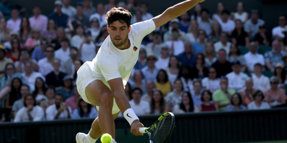Au, brutalno ljudi! Alkaraz nokautirao Britanca nasred Vimbldona!