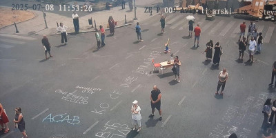 Blokaderi ne odustaju od maltretiranja Zemunaca, ali ni od blamiranja samih sebe, svojim akcijama i "masovnim" blokadama.