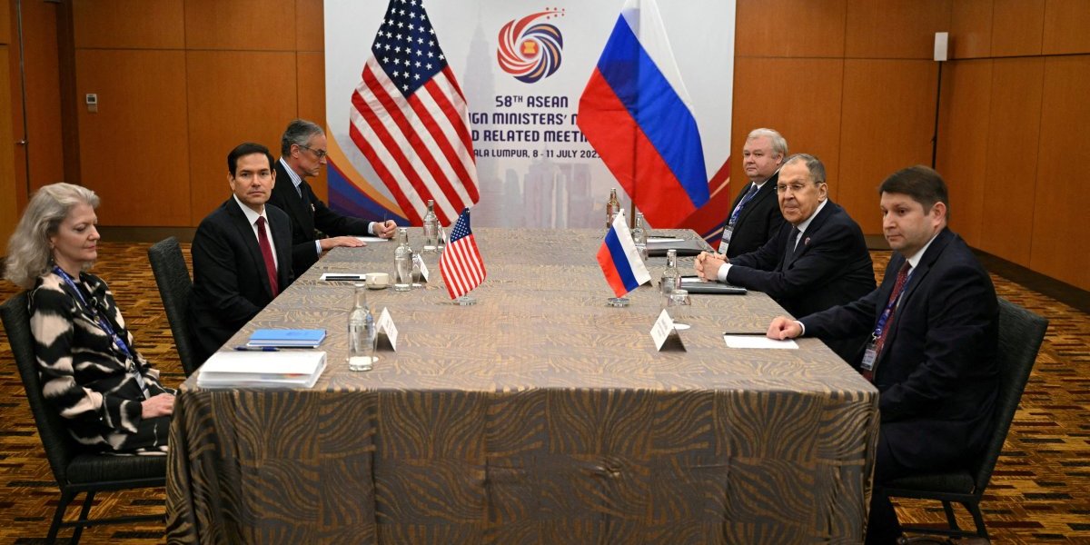 Lavrov i Rubio oči u oči: Sastanak u Kuala Lumpuru u senci zategnutih odnosa Moskve i Vašingtona (FOTO/VIDEO)