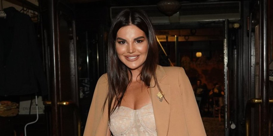 Slavlje kod Jovane Ljubisavljević - Podelila prelepe vesti