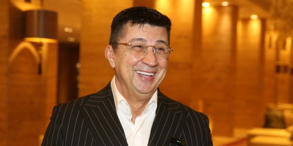 "Prvi seks sam imao sa sa prostitutkom, Peja mi je platio": Sin Zlate Petrović šokirao