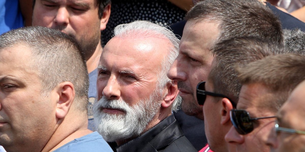 Izjave Dina Merlina koje teraju na povraćanje: "Većina Srba je bolesna, a bolesnike treba obilaziti"