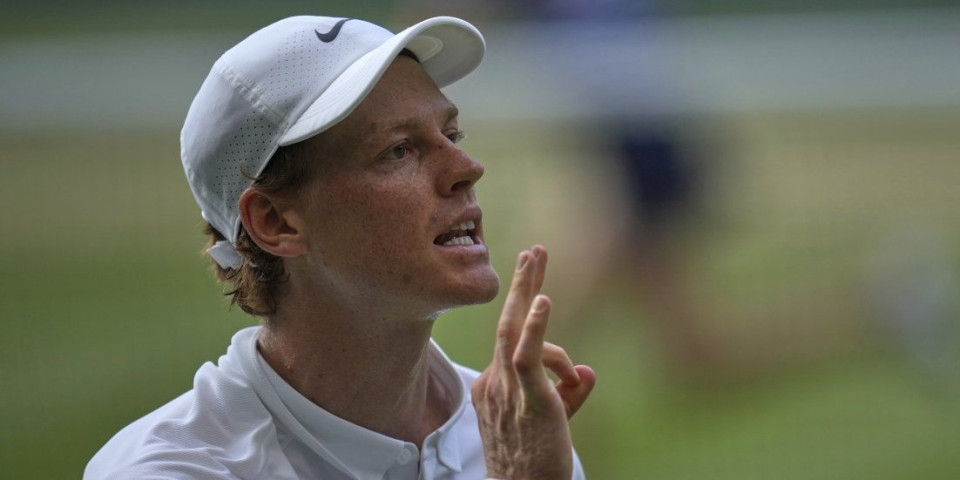 Novo strašno licemerje ATP: Teniser suspendovan na 10 meseci zbog gluposti, a Siner...