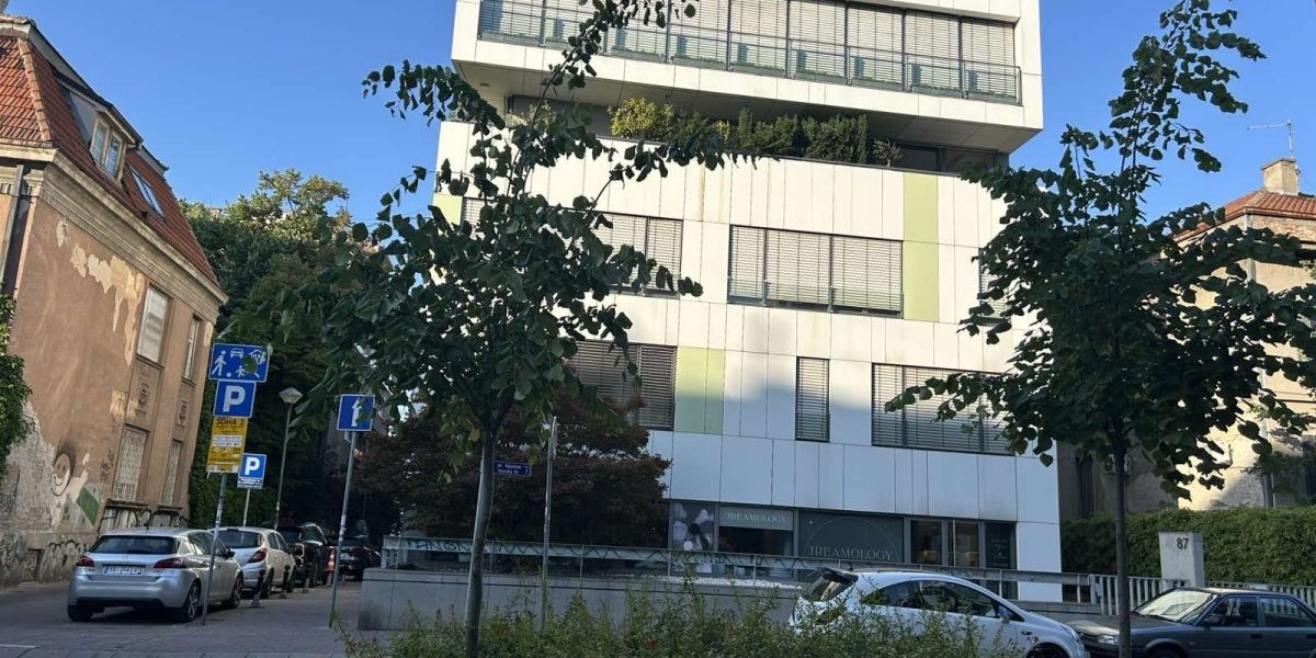 Penthaus Ane Bekute na Vračaru