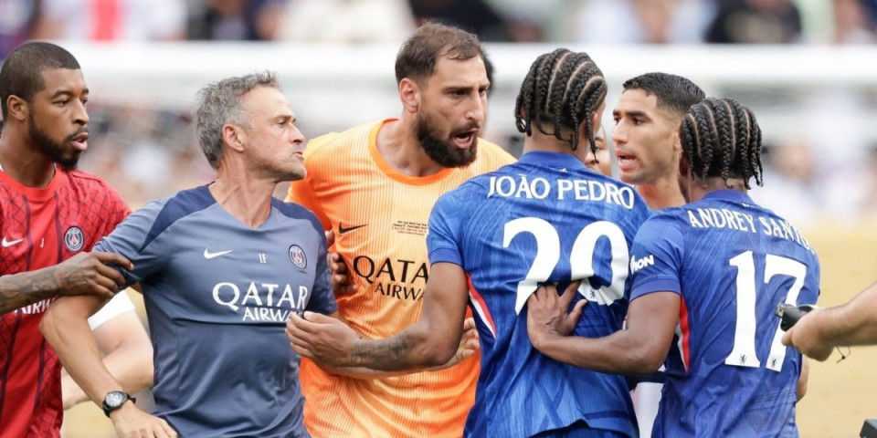 Enrike zgrozio planetu, udario igrača, pa se pravda (VIDEO/FOTO)