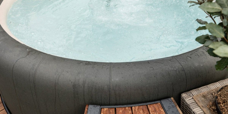 U čemu se sve Japanci kupaju, Srbe bi duša zabolela: Troše ovu tečnost kao ludi, a sve zbog spa atrakcije  (FOTO)