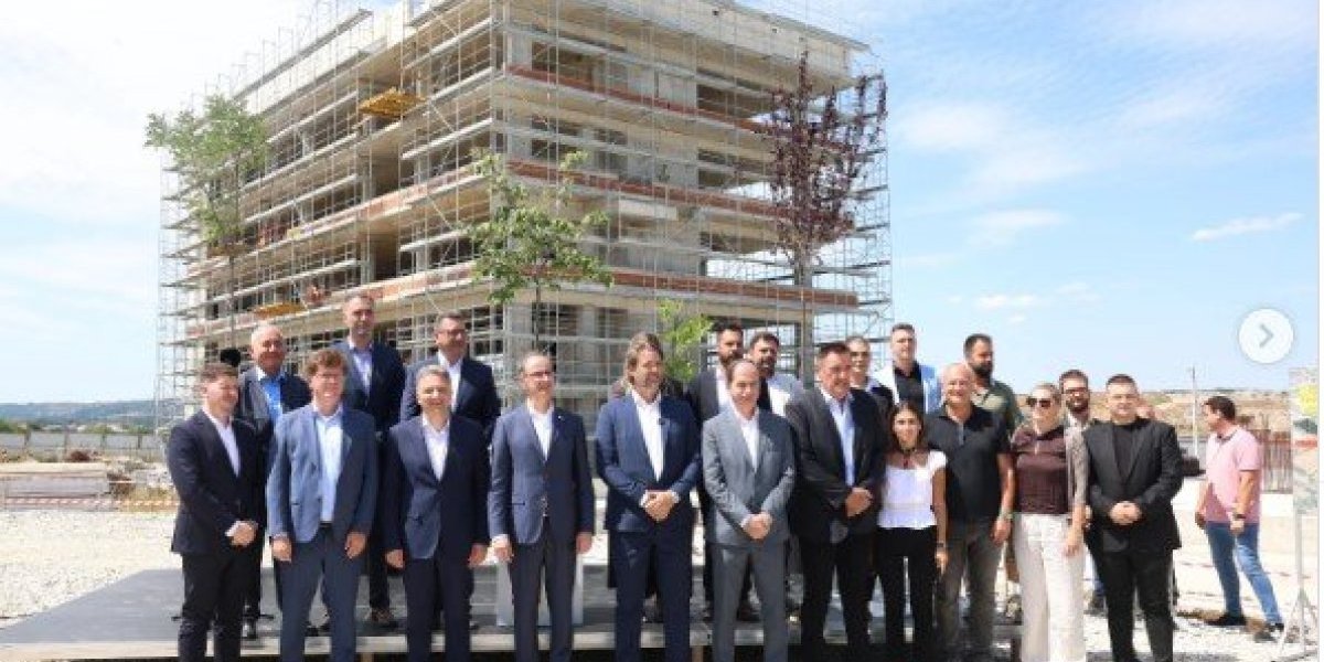 Položen kamen temeljac u Kragujevcu: Počinju radovi  za drugu zgradu Inovacionog distrikta