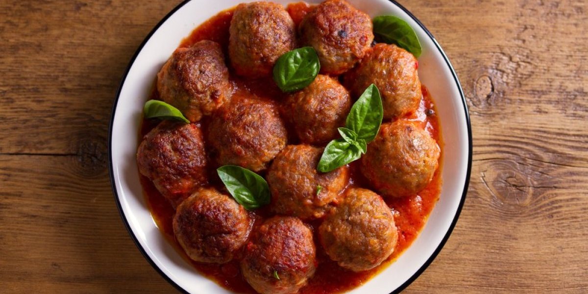 Jeftin ručak koji svaka domaćica može da spremi: Preukusne ćufte kakve niste probali (VIDEO)