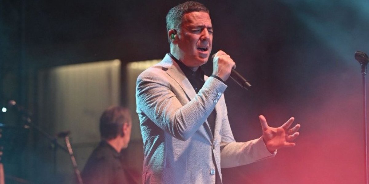 Željko Joksimović na Desant Festivalu – 14 muzičara na sceni, spektakl ispod vodopada: „Fasciniran sam lokacijom”