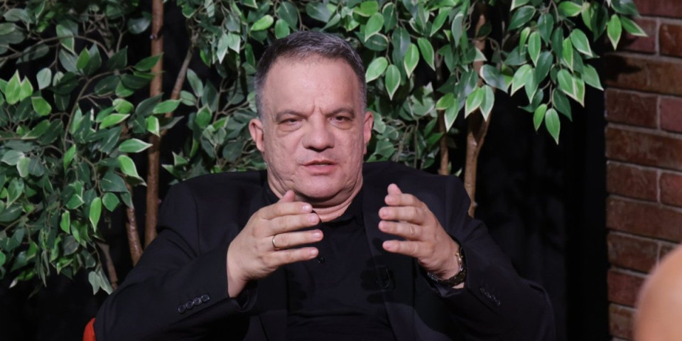 Ministar Stanković osudio napad na kuću Vladimira Balaća: Njegovo znanje i javni angažman smetaju lažnim borcima za demokratiju