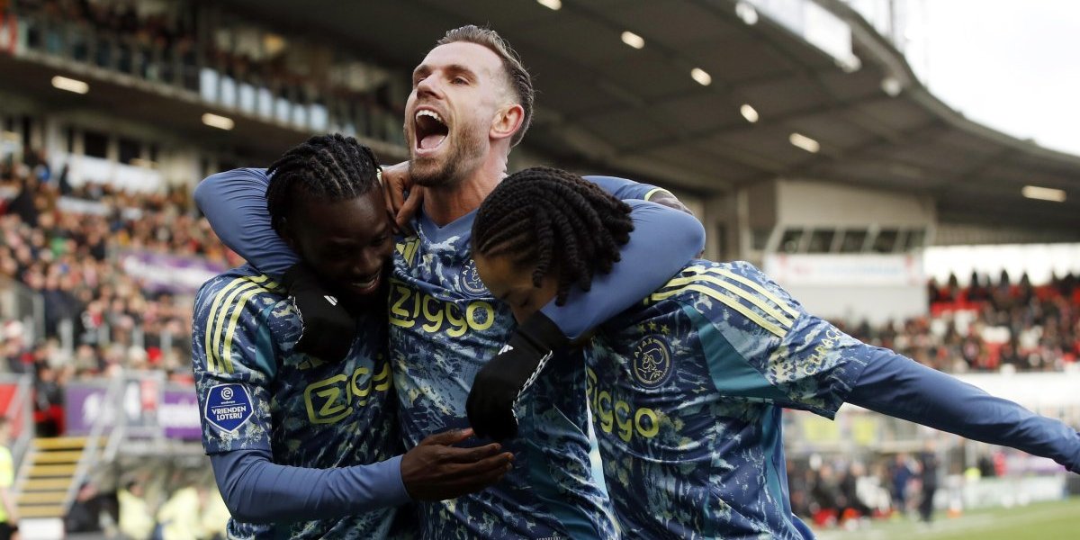 Raskinuo saradnju sa Ajaksom: Bivši kapiten Liverpula ponovo u Premijer ligi