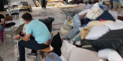 Dekanka Filološkog fakulteta Iva Draškić Vićanović, koja je do juče podržava zgubidane, dala im je rok da napuste zgradu!