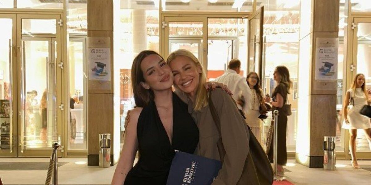 Nataša Bekvalac može u penziju - Hana preuzima tron, u bikiniju pokazala zavodničke sposobnosti (FOTO)