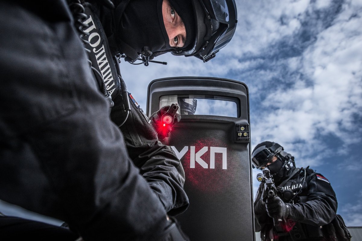 Upadao na najprometnija mesta u gradu i pravio haos: Ovako su mu policajci stali na put!