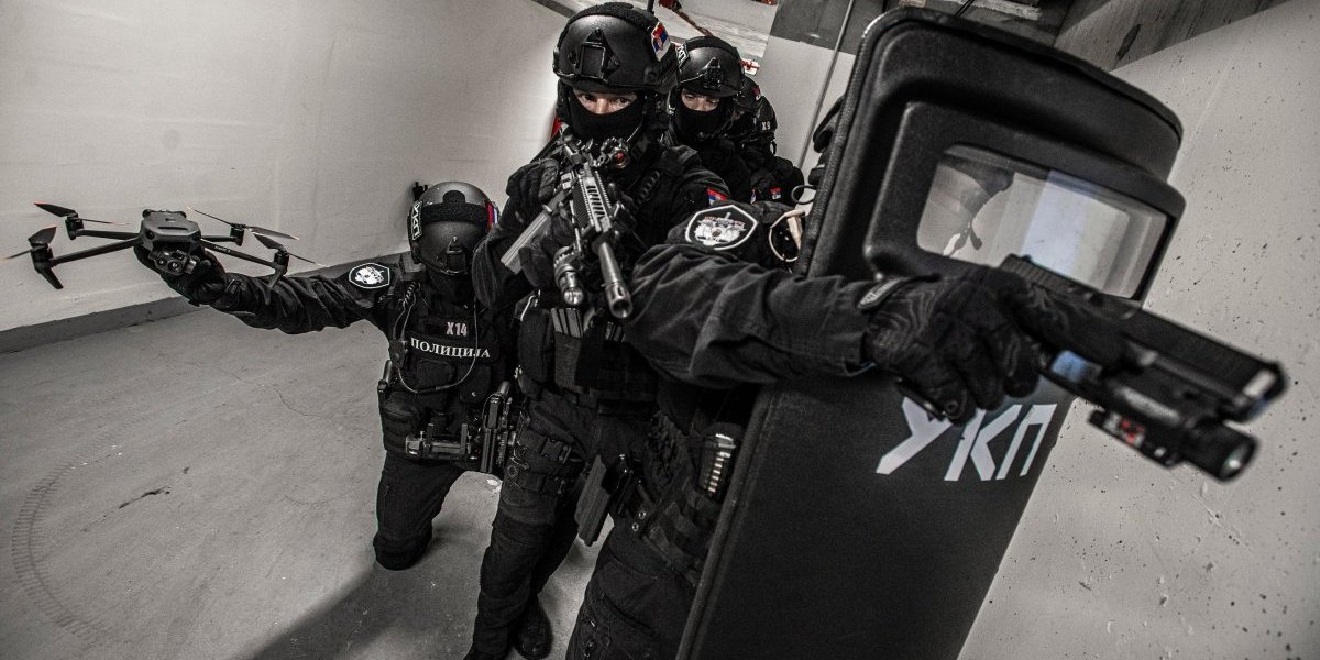 SAZNAJEMO: Uhapšen pomagač Miše Bačulova - planirali da izazovu građanski rat!