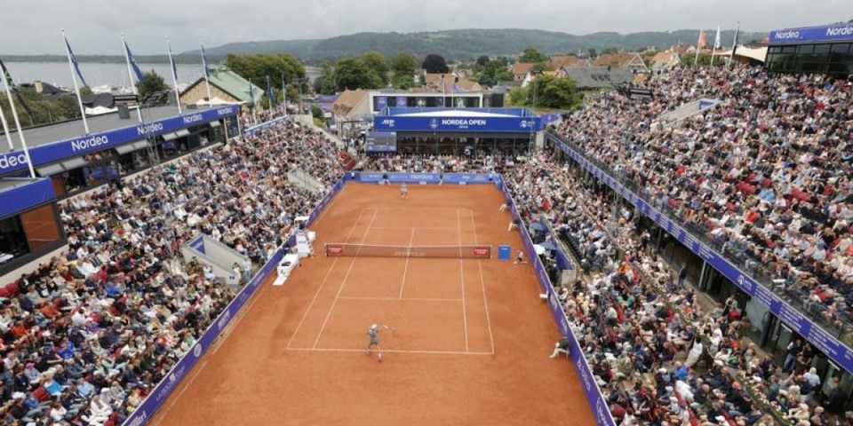 Budalo! Vidimo se napolju... Tenis ne pamti ovakav skandal: Kraj je najluđi (VIDEO)