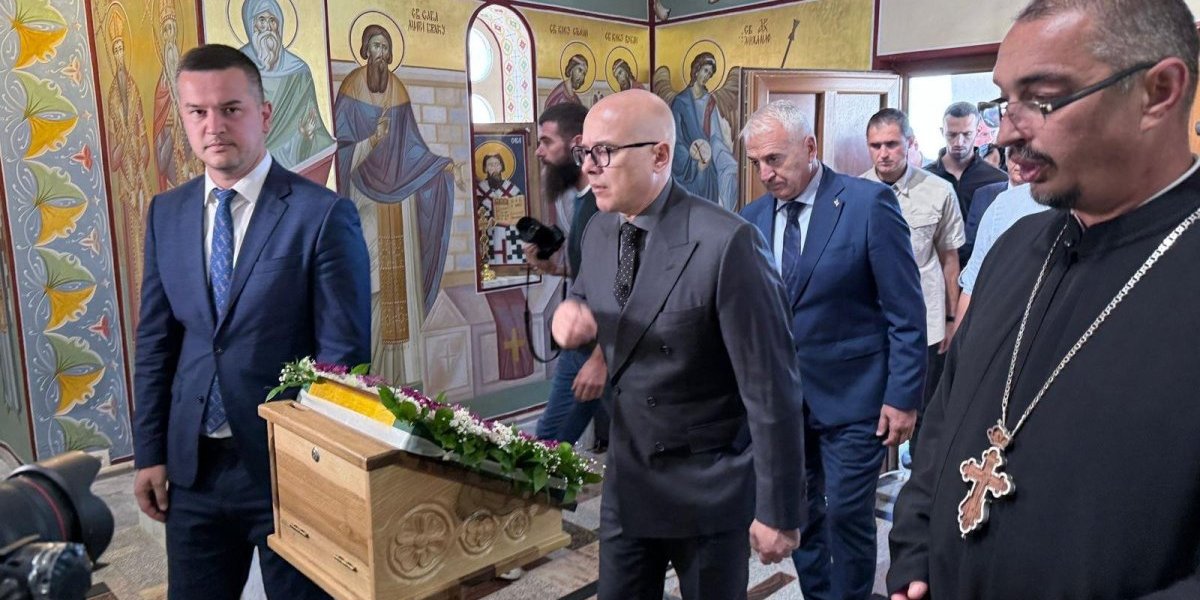 Vučević prisustvovao osvećenju crkve Svetog Save kod Berana u Crnoj Gori (FOTO)