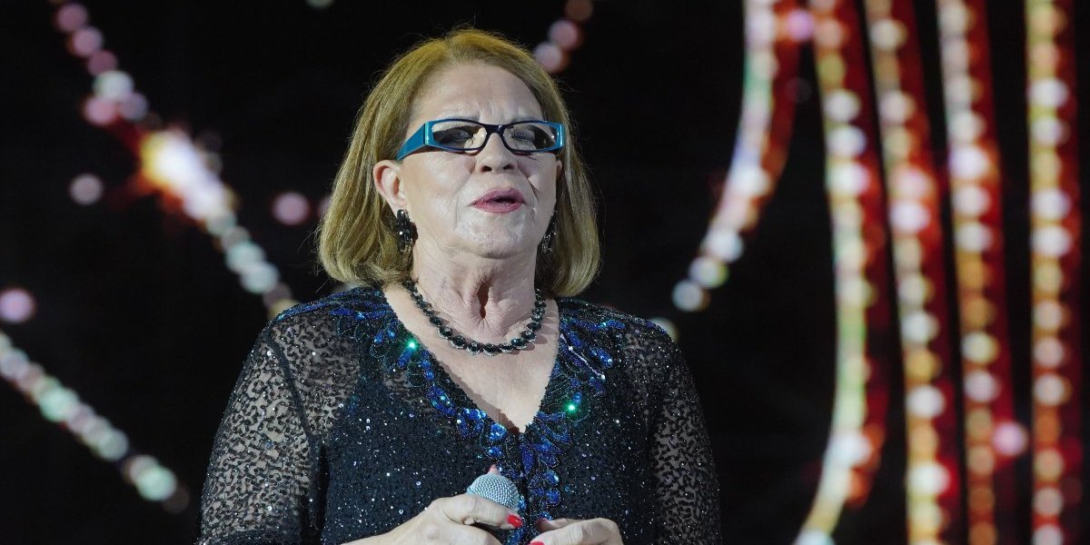 Šemsu Suljaković ponovo proglasili mrtvom - Pevačica se hitno oglasila: "Ovo me jako boli, više nemam snage"