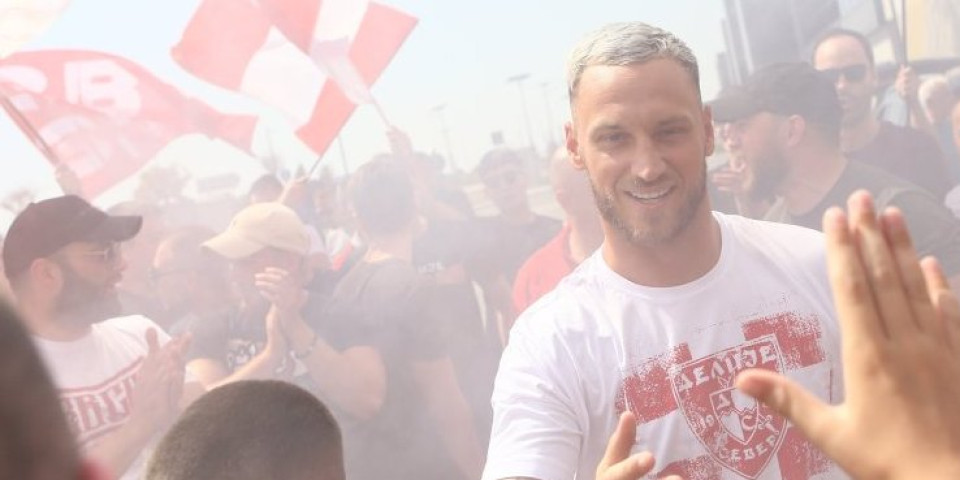 Vreme je za spektakl: "Delije" iščekuju debi Arnautovića u dresu Zvezde