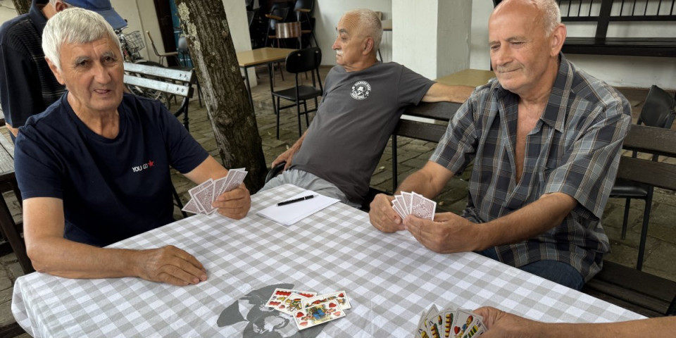 Igra Tri nanovo dobila nove šampione! Na Boemskim noćima vodila se ljuta borba, karte ukrstilo 22 majstora!