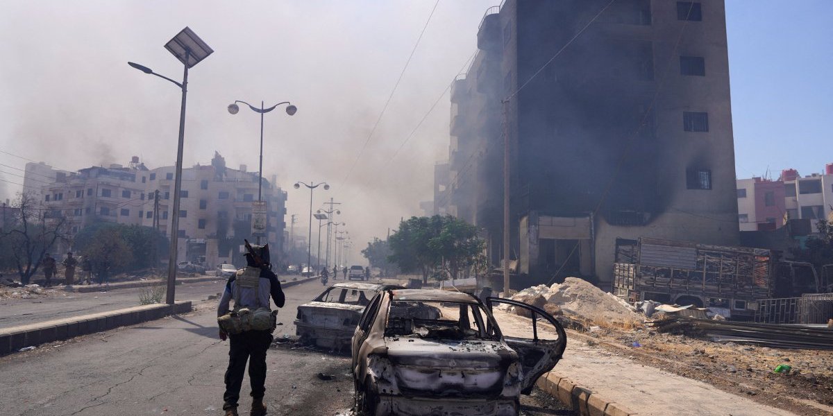 Krvavi bilans u Siriji: Više od 1.100 mrtvih u samo nekoliko dana u provinciji Sveida (VIDEO)