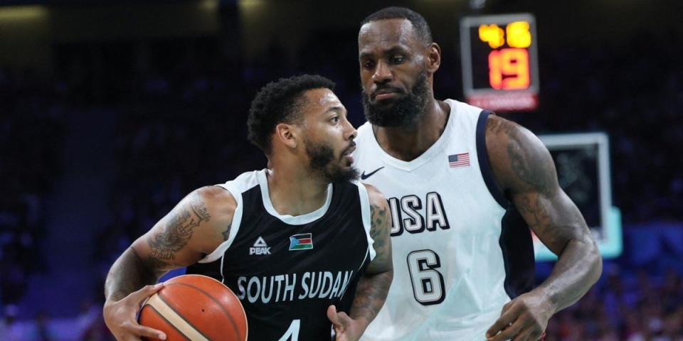 Nesvakidašnji potez igrača Partizana: Karlik na leđa stavio Lebrona (FOTO/VIDEO)