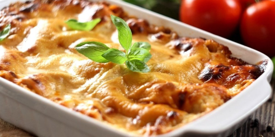 Brzinski letnji ručak: Sprema se za 20 minuta, a sočan spoj mesa i povrća osvaja sva čula