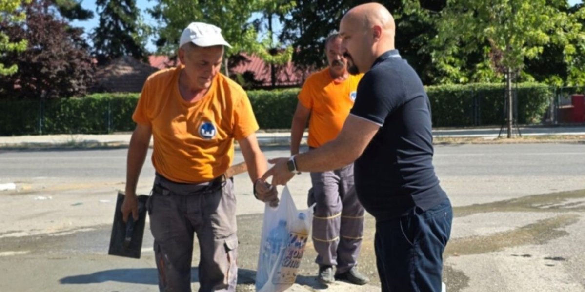Oni rade najteže poslove u Kragujevcu: Direktor ih lično obišao