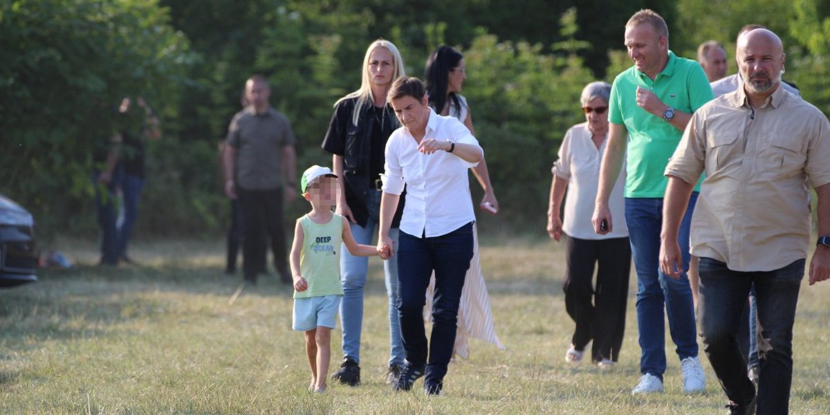 Mališan je bio oduševljen proslavom    