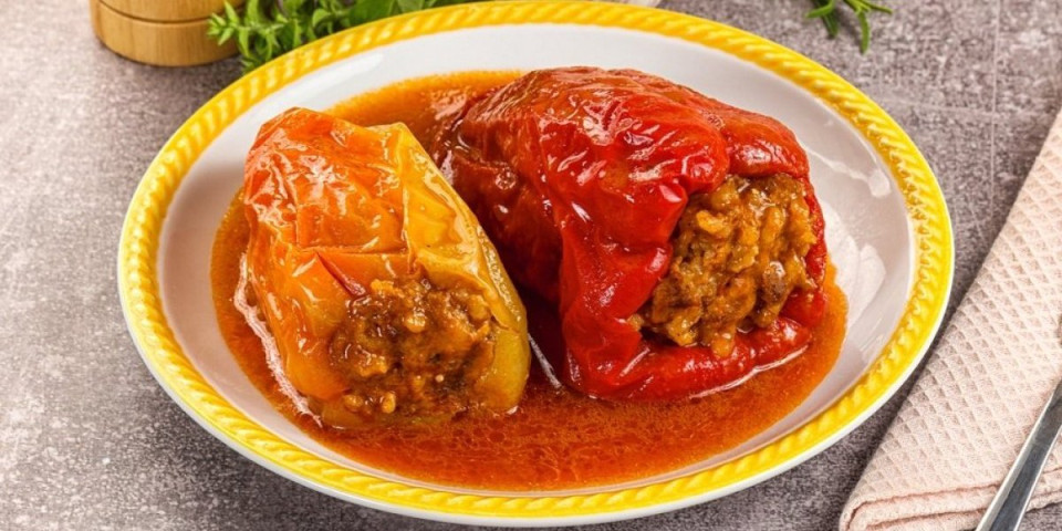 Ručak za 1.000 dinara - Originalni recept za punjene paprike, neprevaziđeni klasik koji svi volimo