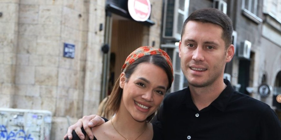 "U praznim sobama odzvanjaju koraci...": Bivši muž Marije Mikić teško podneo razvod