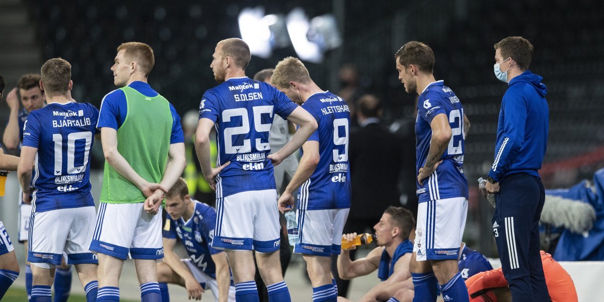 Farani oduševili Srbiju: Čim su stigli u Kragujevac odali počast srpskim žrtvama