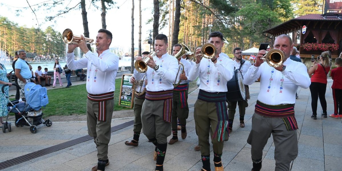 Zapamtite ovo ime: Markova truba čuje se od Zlatibora sve do Guče (VIDEO)