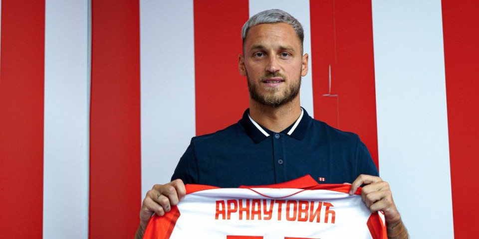 Završiću karijeru u Zvezdi! Arnautović promovisan na "Marakani" (FOTO/VIDEO)