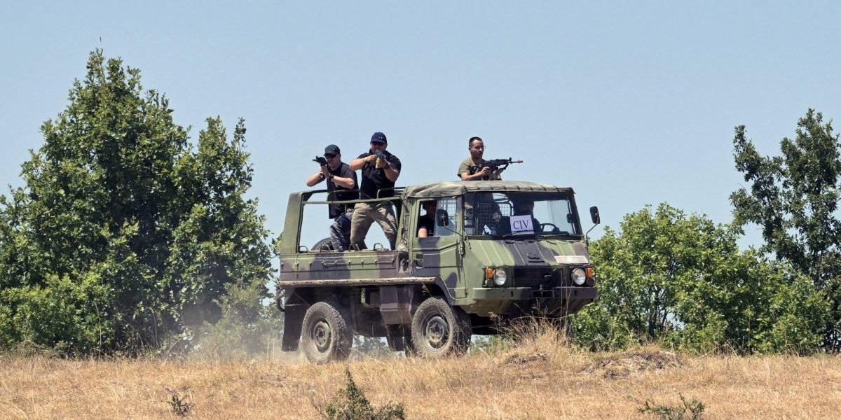 "Srpski štit Z22" čuva plave šlemove! Ovako je zaštitni vod VS završio vežbu za učešće u mirovnoj operaciji UN (FOTO)