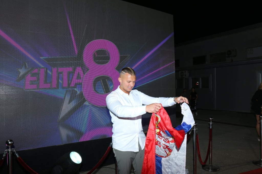 Evo ko je devojka Stefana Karića i kako izgleda: Ovu lepoticu je pozdravljao iz rijalitija (FOTO)