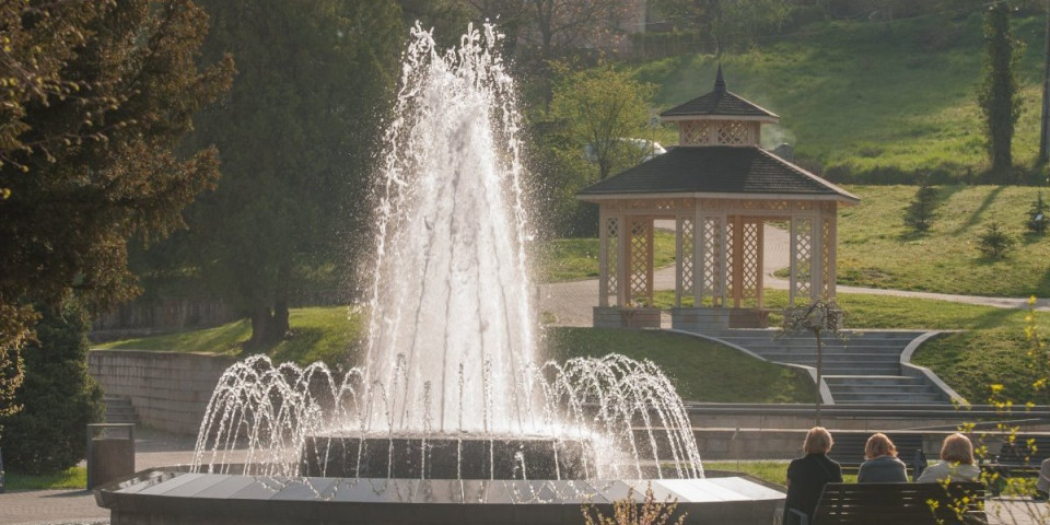 Prizor iz Vrnjačke banje nasmejao Srbiju: Milovan uradio nešto što niko nije očekivao (FOTO)