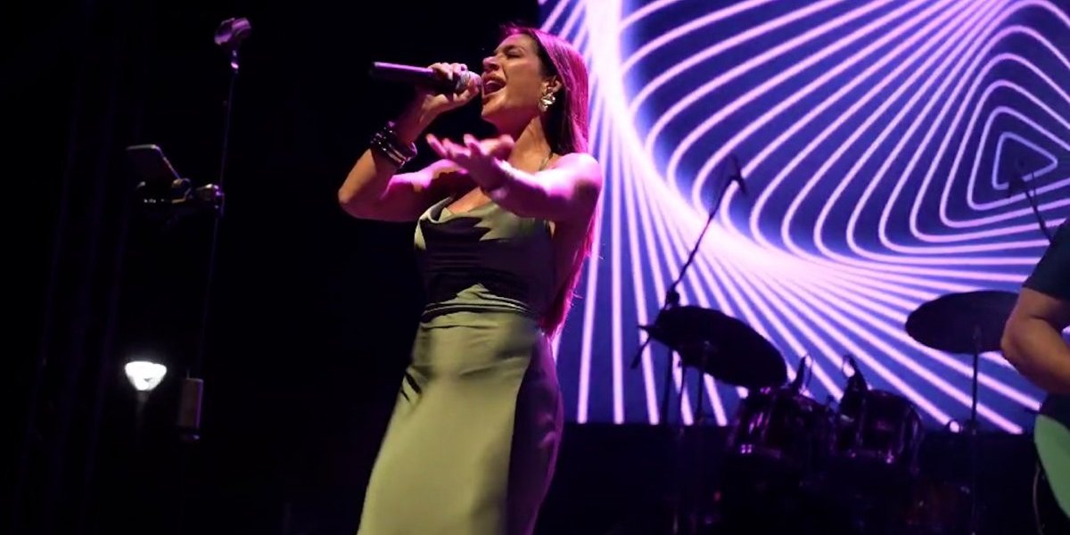 Marina Vicković podigla publiku na noge 