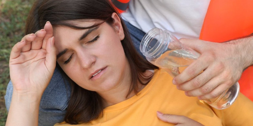 Dovode do toplotnog udara: Izbegavajte 7 suplemenata tokom vrelih dana - opasni su po zdravlje