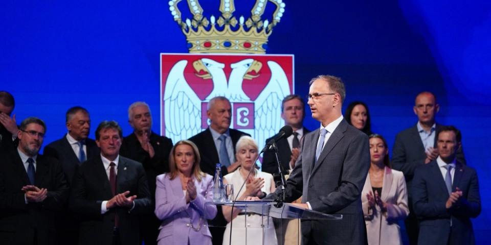 Macut: Obrazovni sistem pretrpeo najveću krizu u istoriji, važno da nastavimo dalje